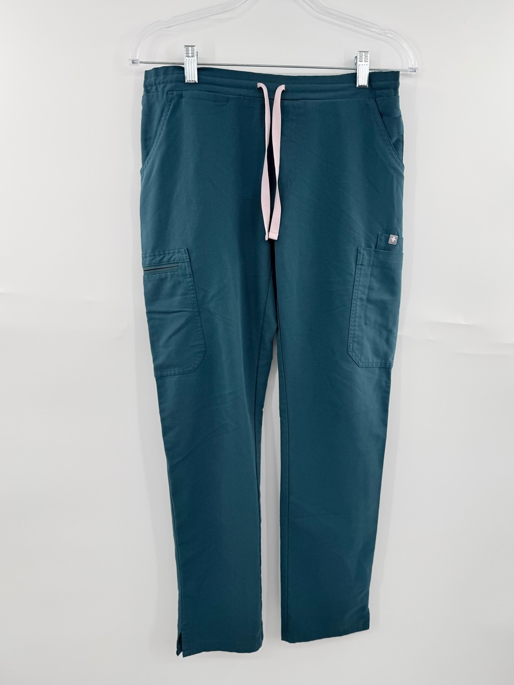 FIGS Yola Skinny Scrub Pants Women S Caribbean Blue Cargo TW2000R PO1596